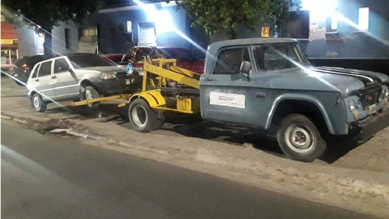 Rescatan en una concesionaria vehículos robados