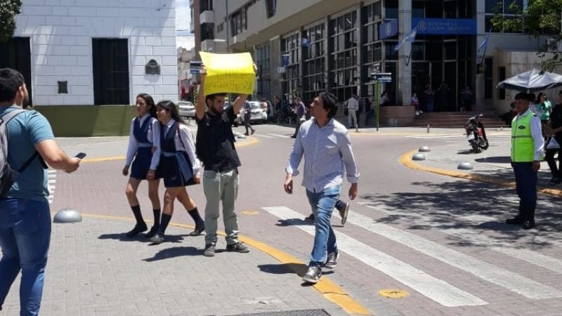 Manifestación en solidaridad con el pueblo chileno