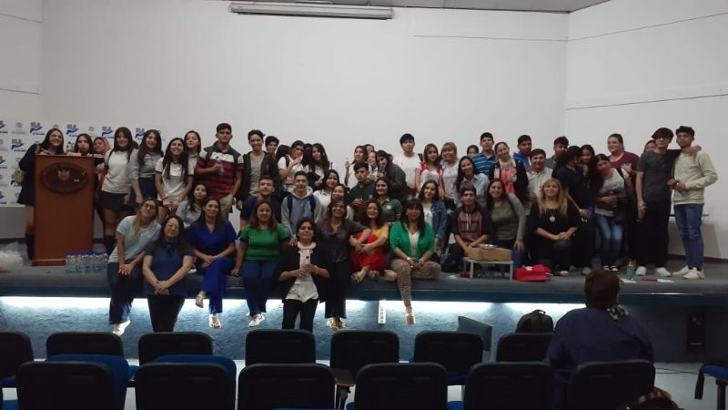 Cine Debate en el Hospital San Juan Bautista