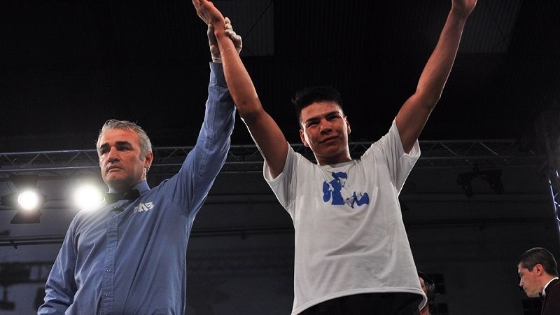 “Monzón” Lovera fulminó a Rizo Patrón y es campeón