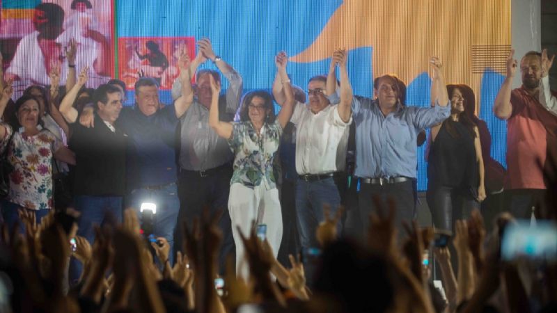 “Vamos a gobernar del lado de la gente”