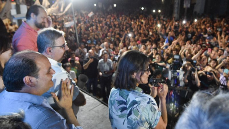 “Vamos a gobernar del lado de la gente”