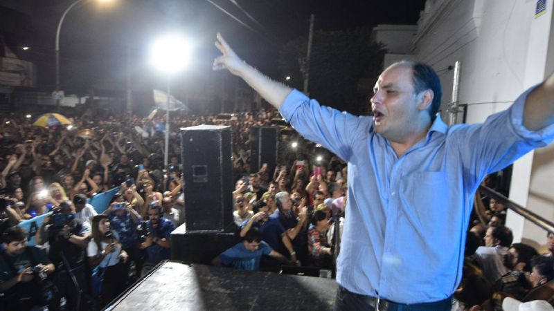 “Vamos a gobernar del lado de la gente”