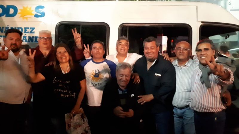 El senador Chico en los festejos de Alberto