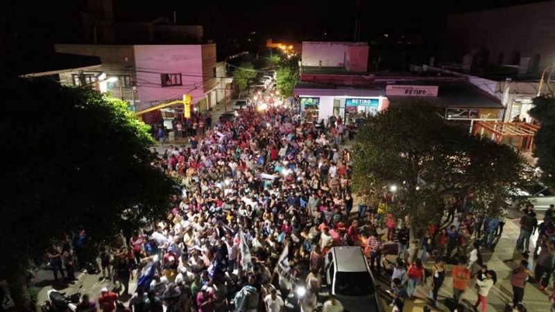 Aplastante triunfo de Sánchez y voto en blanco como tercera fuerza