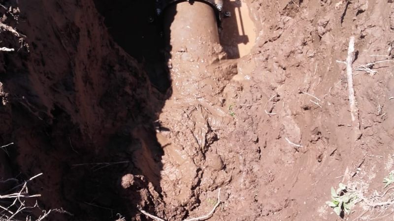 Trabajan en la reparación del acueducto 250 en Recreo