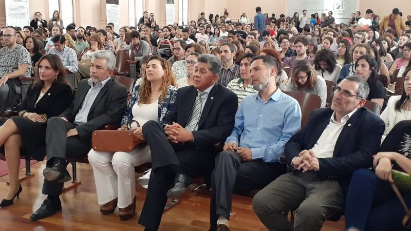 Con un marco multitudinario, comenzaron las Jornadas de Historia