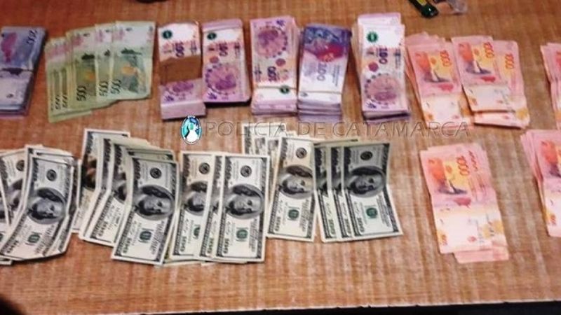 Llevaban una importante cantidad de dinero en efectivo