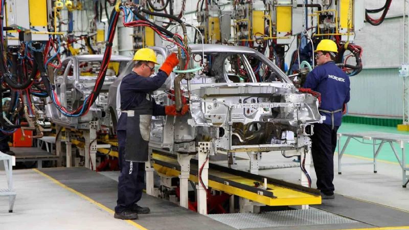 El sector automotriz se hunde: cayó un 27% en un año