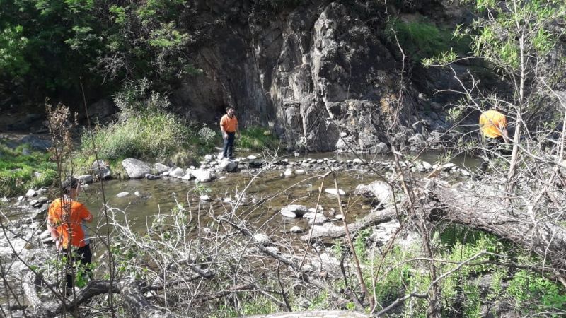 Defensa Civil comenzó con tareas de limpieza en varios ríos