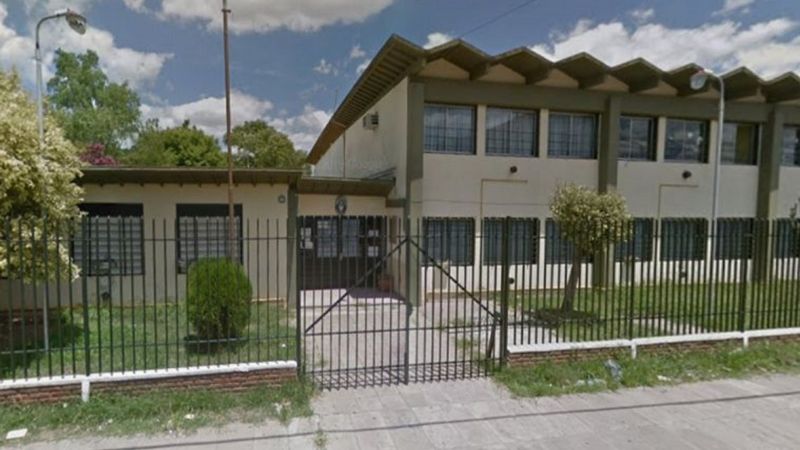 Un nene de 11 años murió tras recibir una patada en el pecho en el colegio