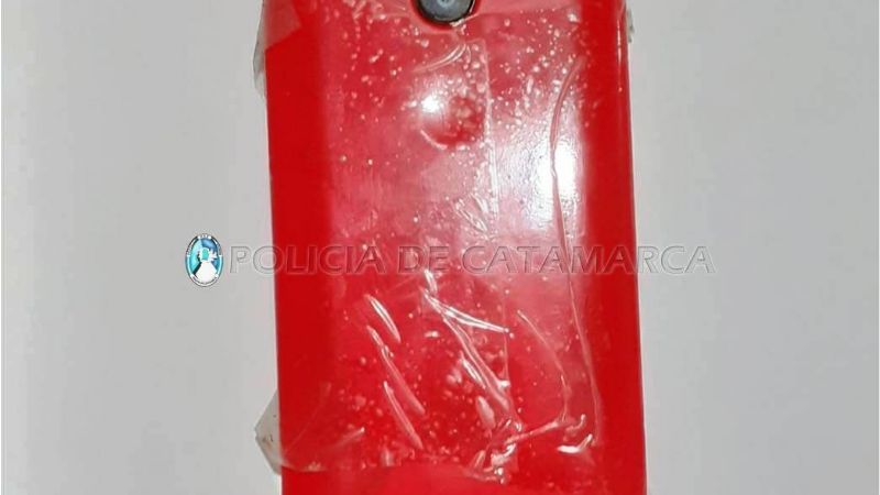 Arrestan a un hombre y recuperan un celular robado en la Capital