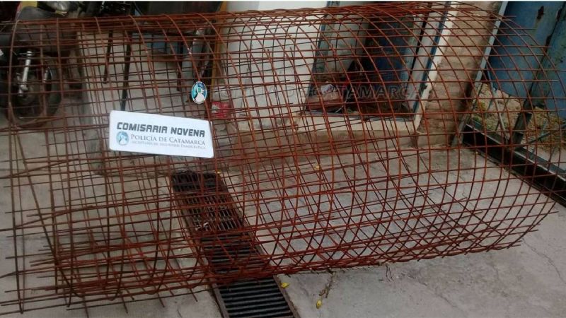 Secuestran mallas de hierros abandonadas en un descampado