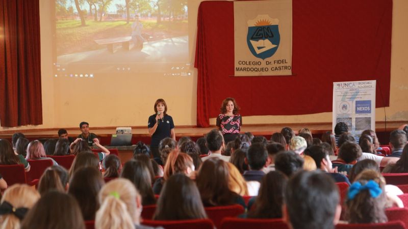 La UNCA brinda tutorías gratuitas para el ingreso universitario