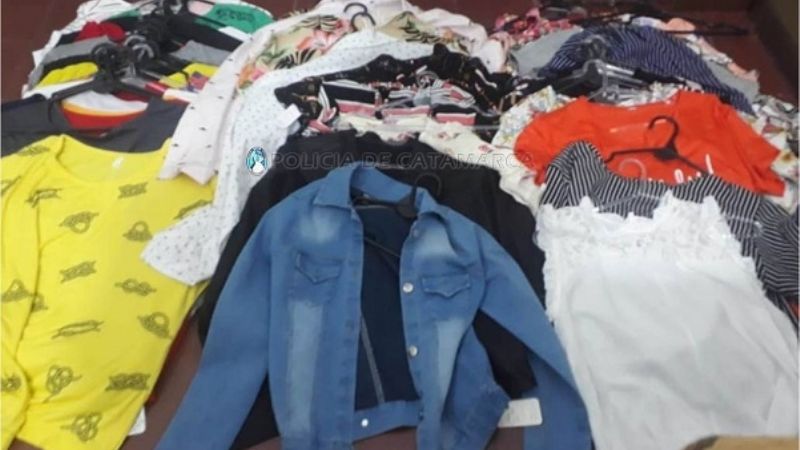 Robaron en un local y fueron detenidos