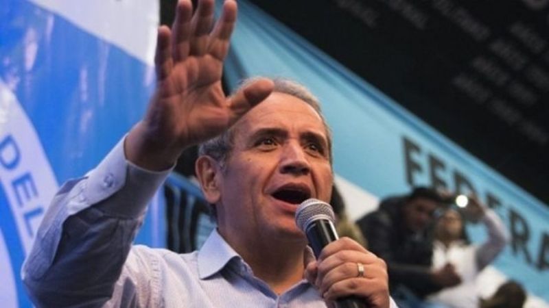 Bancarios cerraron un aumento del 50% con cláusula gatillo por inflación