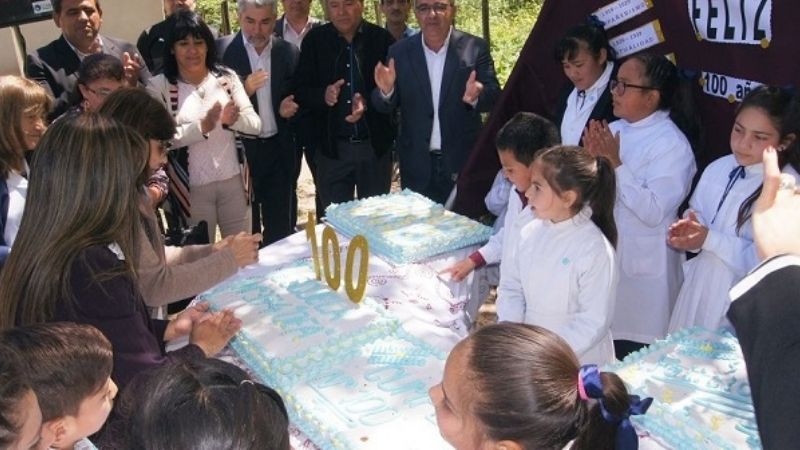 Escuela de Los Ángeles celebró su centenario