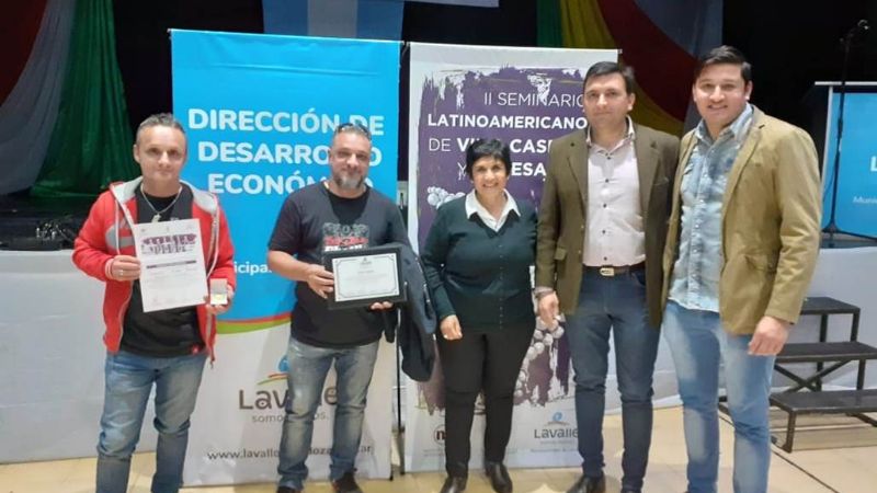Premian a vinos tinogasteños en Mendoza