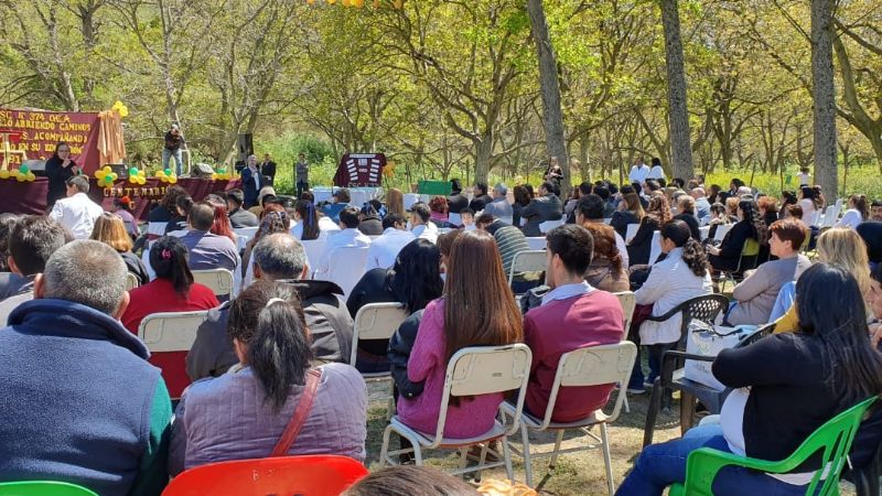 La Escuela N°374 de Los Ángeles celebró su centenario