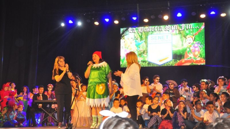 Muestra anual solidaria del SENET