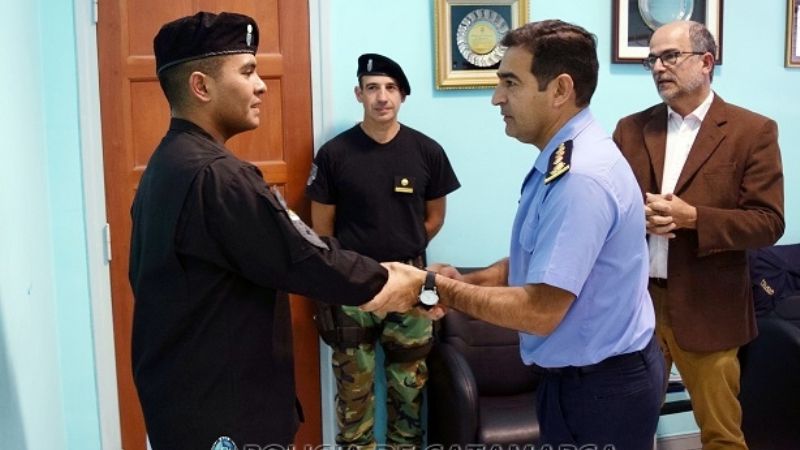 Reconocimiento para el policía que baleó a un arrebatador