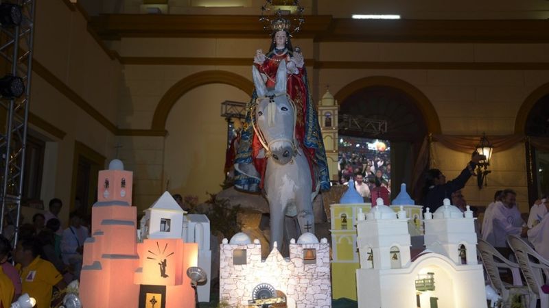 Sánchez acompañó la celebración de los 50 años de la Prelatura de Cafayate