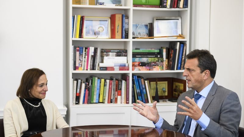 Massa: “Queremos una relación de respeto con Estados Unidos”