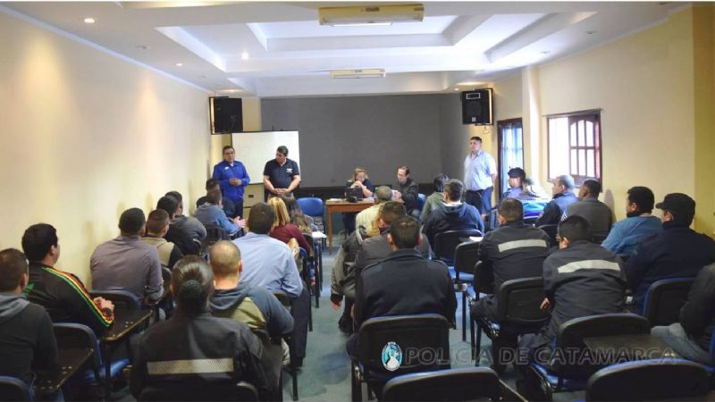 Policías participaron de un curso de capacitación
