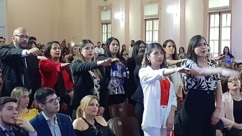 Más de 60 egresados recibieron su título en Humanidades