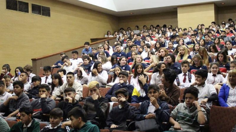 Alumnos presentes en los Intercolegiales Audiovisuales