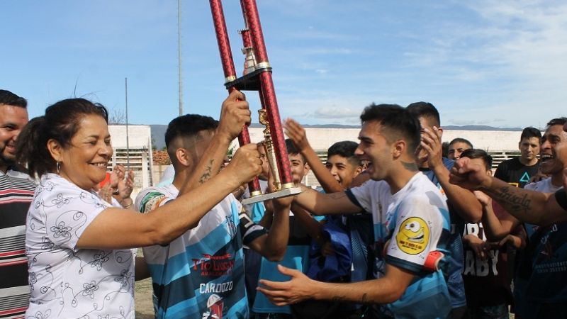 Ateneo ascendió a la “A”; Obreros y La Carrera descendieron a la “B”
