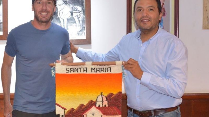 Sánchez entregó reconocimientos a deportistas destacados de Santa María