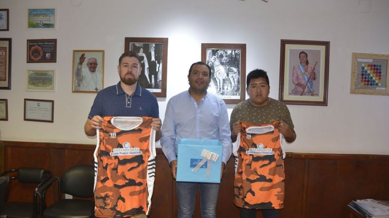 Sánchez entregó reconocimientos a deportistas destacados de Santa María
