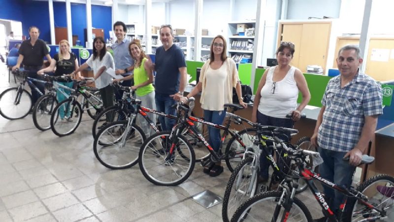 Entregaron ocho bicicletas a contribuyentes cumplidores