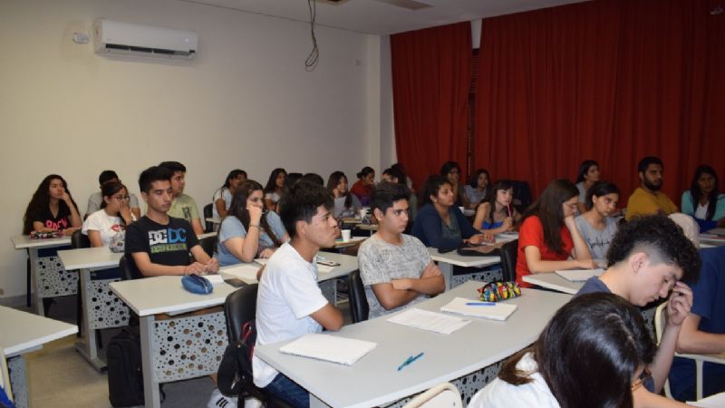 Importante convocatoria a las tutorías que brinda la UNCA