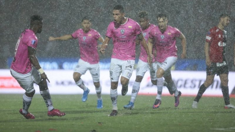 Colón quiere apelar al "escritorio"