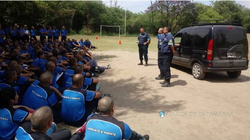 Capacitan a aspirantes a agentes de Policía en materia de seguridad vial