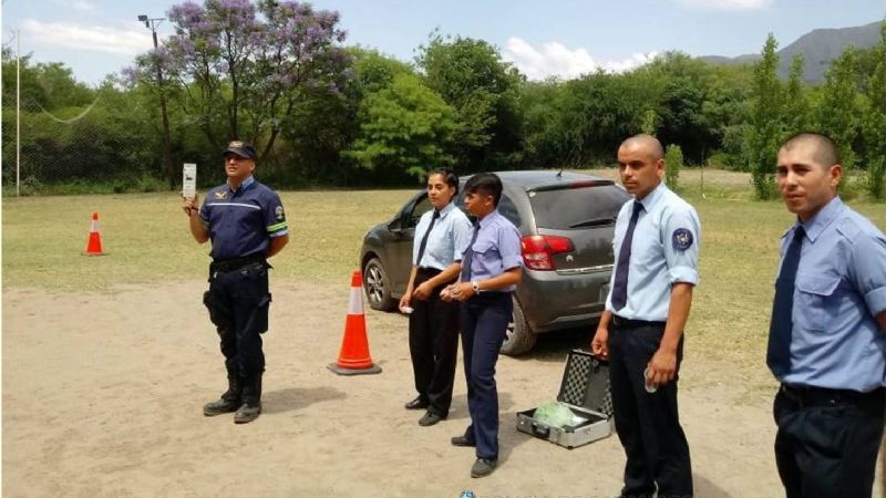 Capacitan a aspirantes a agentes de Policía en materia de seguridad vial