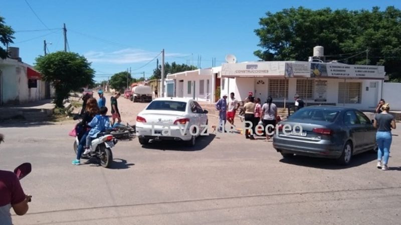 Mujer lesionada en un accidente de tránsito