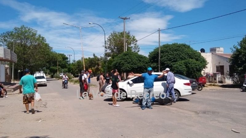 Mujer lesionada en un accidente de tránsito