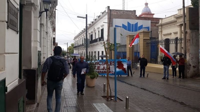 Empleados judiciales reclamaron aumento salarial del 20%