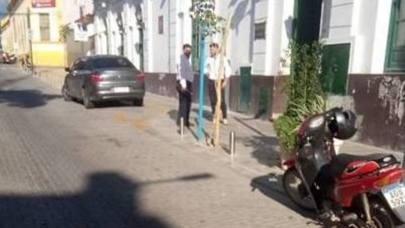 Choque en pleno centro complicó el tránsito