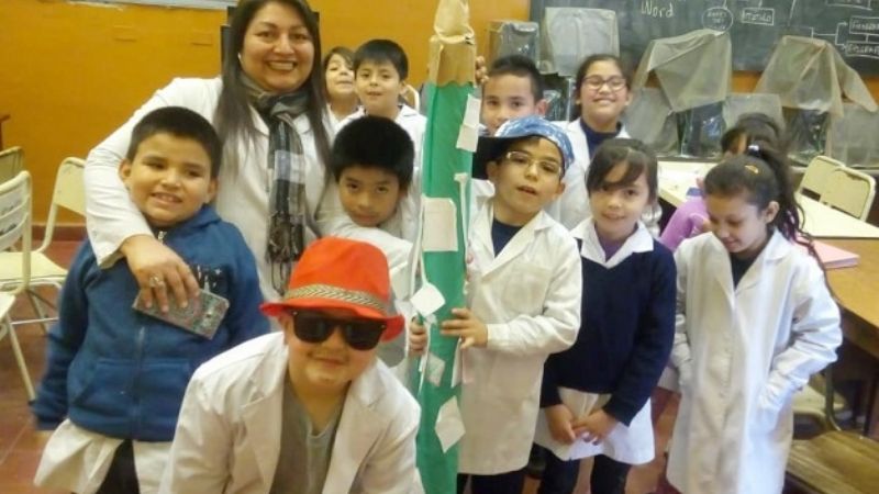 Día del Poeta Catamarqueño: niños y jóvenes cantan, cuentan y dicen