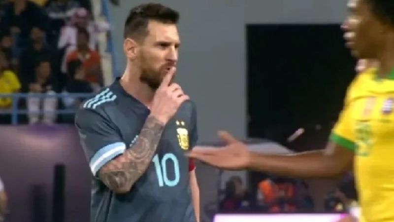 Messi mandó a callar a Tité y Thiago Silva quedó “horno”