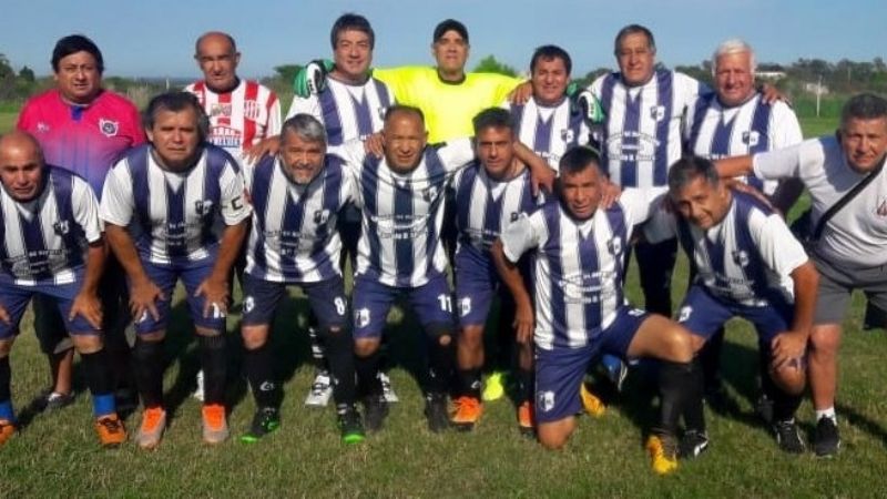 Agónico pase a 4tos. de Expertos en el Argentino de Veteranos