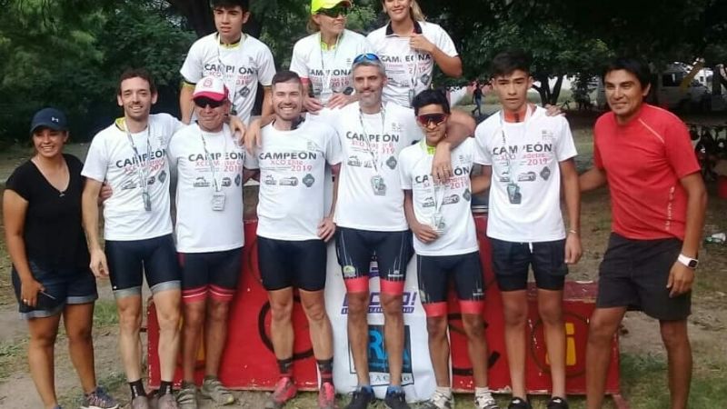 Ceci Vázquez y Exequiel Navarro los “capos” del XCO