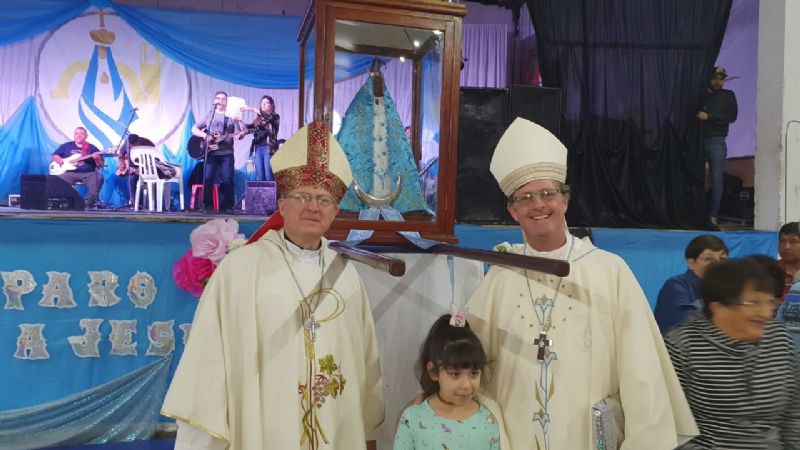 Caleta Olivia renovó su amor a la Madre del Valle