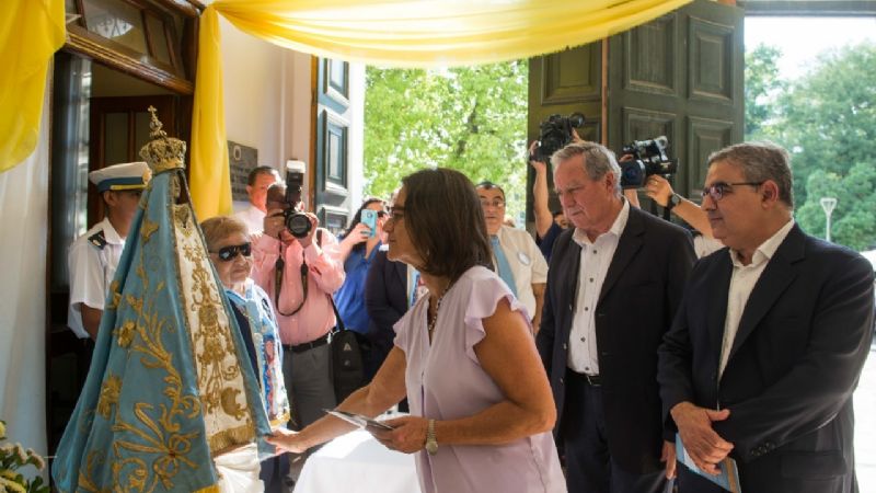 Lucía: “Comparto la alegría de todos los catamarqueños”