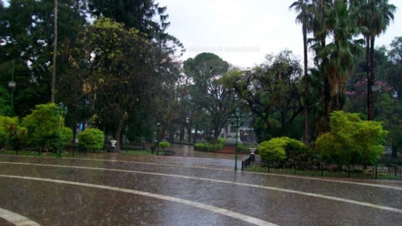 Miércoles con nubosidad y lluvias aisladas