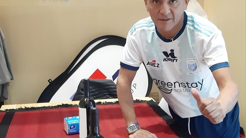 Valiosa experiencia del “Profe” César Cruz en China